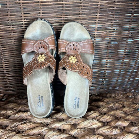 Clarks Women's Brown Leather Open Toe Slides Sandals Size 7 - Picture 4 of 7